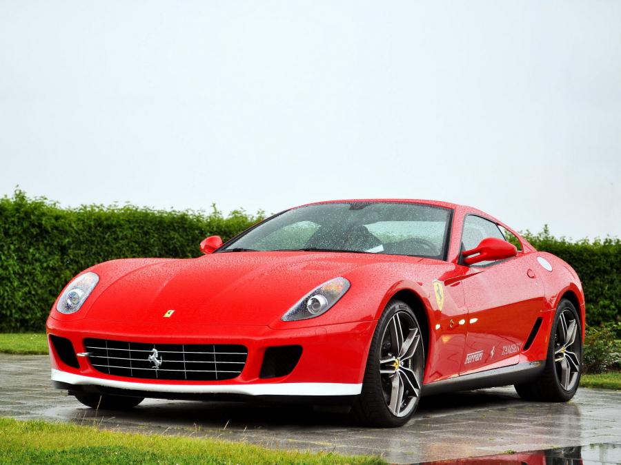  Ferrari 599 GTB 60F1 2011 года  (фото 15 из 22)